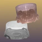 Balenie tort v plaste